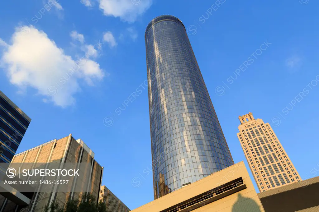 USA, Georgia, Atlanta, Westin Hotel tower