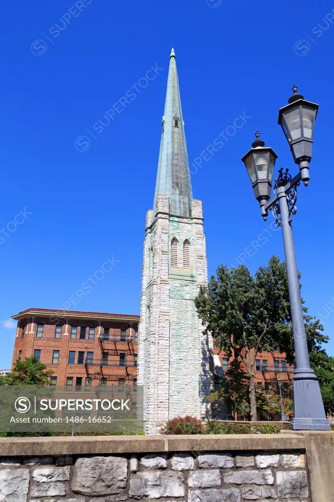 USA, Tennessee, Chattanooga, View of Steeple of First Methodist Church