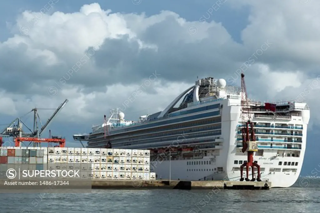 Portugal, Lisbon, Cruise ship at Santo Amaro Dock