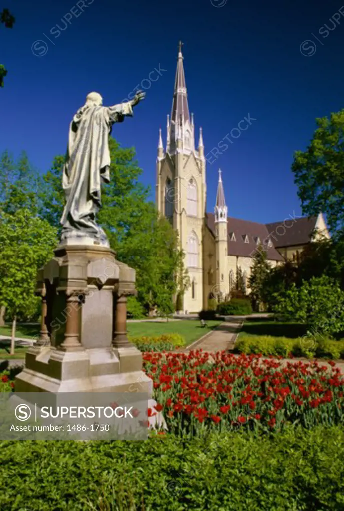 Sacred Heart Basilica, South Bend, Indiana, USA