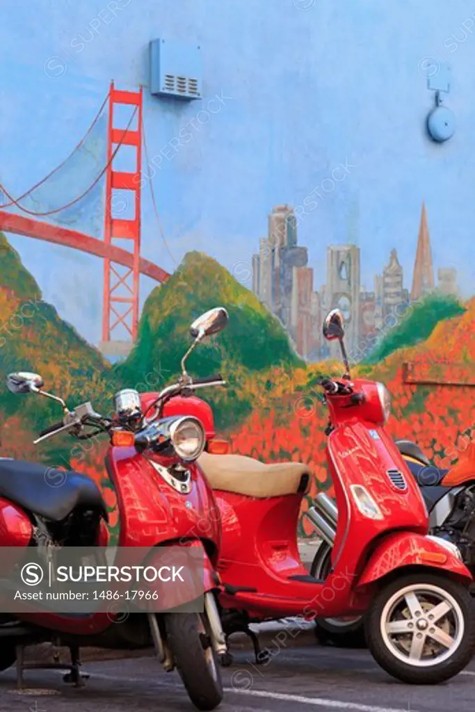 USA, California, San Francisco, Motorbikes on Jessie Street