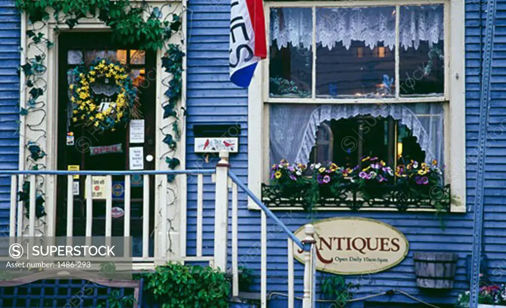 Entrance of an antique shop, Consign Tiques, St. Charles, Illinois, USA