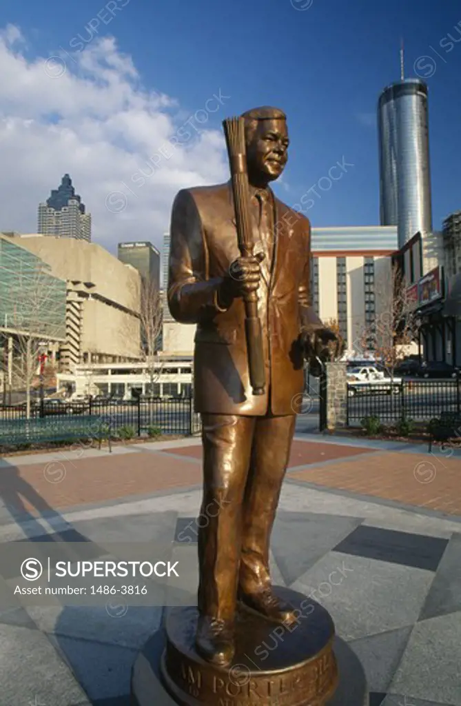USA, Georgia, Atlanta, Centennial Olympic Park, Billy Payne Statue