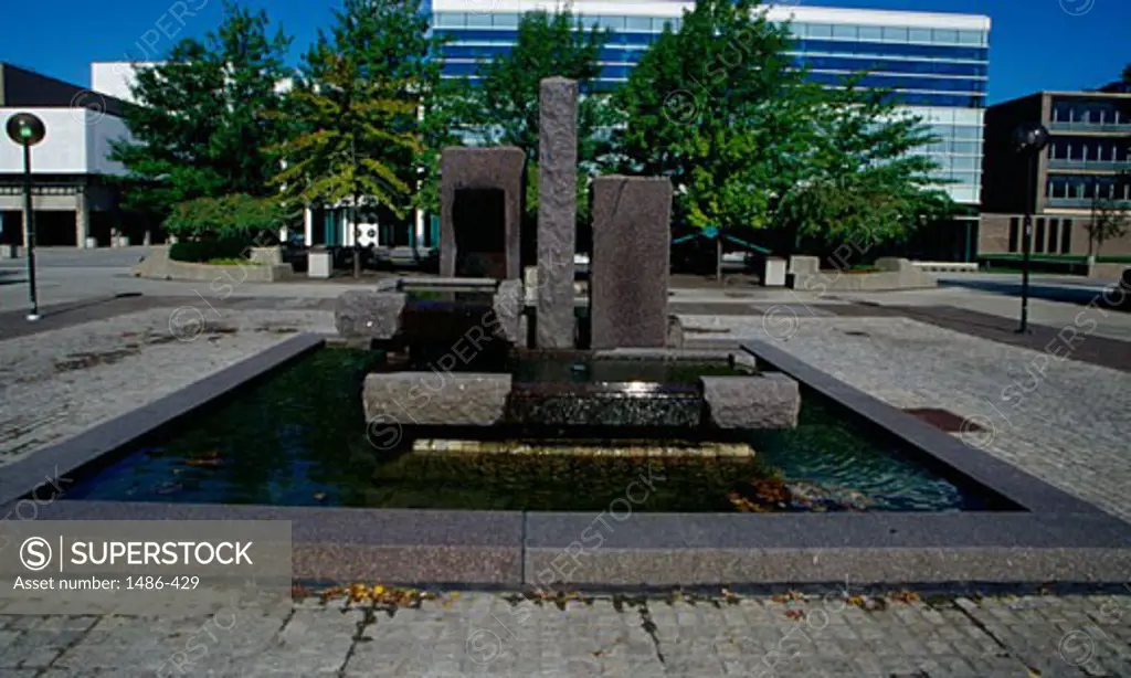 Fountain in a university campus, Wayne State University, Detroit, Michigan, USA
