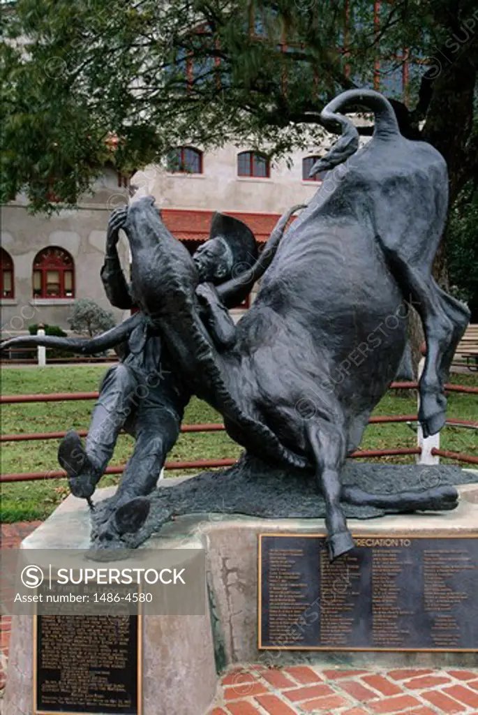 USA, Texas, Fort Worth, First Bulldogger Statue