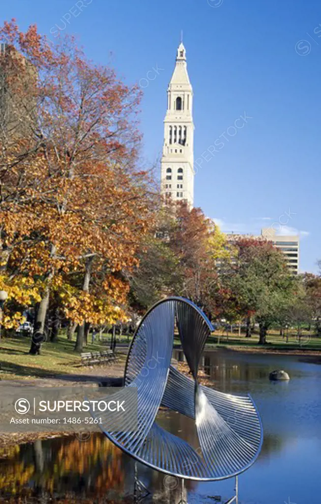 USA, Connecticut, Hartford, Bushnell Park, autumn in park