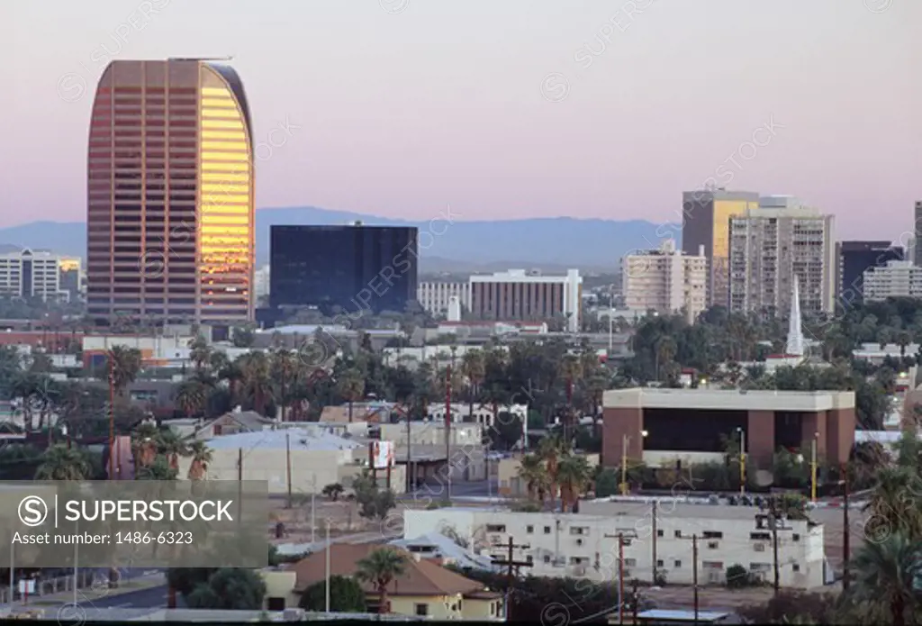 USA, Arizona, Phoenix cityscape at dawn