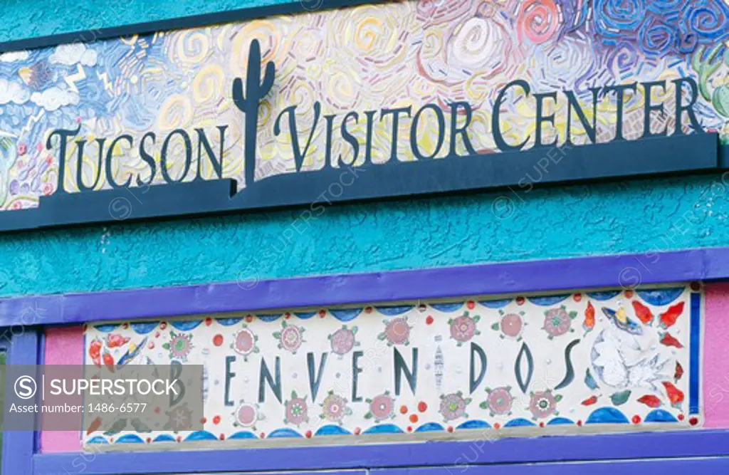 USA, Arizona, La Placita, Tucson Visitor Center sign