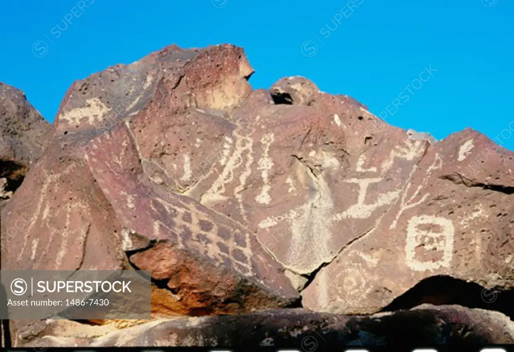 Petroglyphs Rodman Mountain California, USA