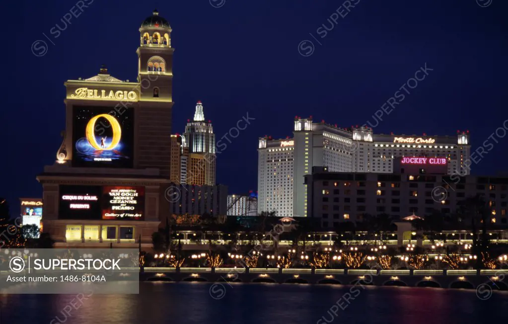 Hotel and casino lit up at night, Bellagio Resort And Casino, Las Vegas, Nevada, USA