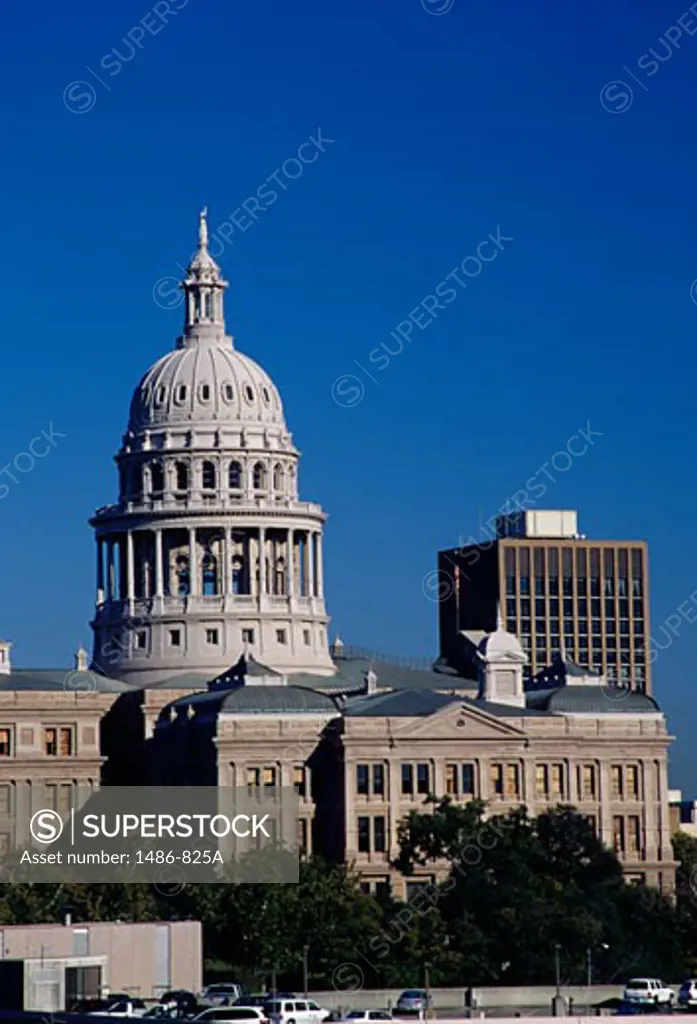 Government building in a city, Texas State Capitol, Austin, Texas, USA