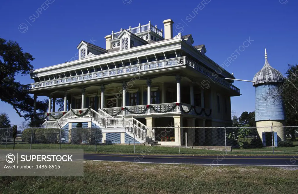 Facade of a plantation house, San Francisco Plantation, Garyville, Louisiana, USA