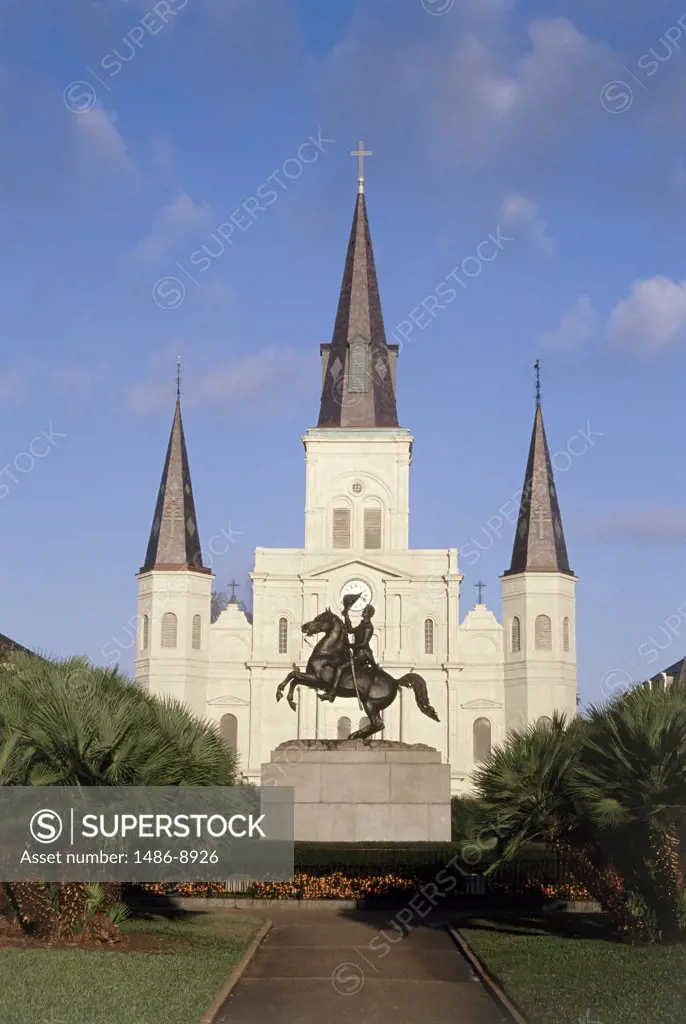 Statue in front of a cathedral, Andrew Jackson Statue, St. Louis Cathedral, New Orleans, Louisiana, USA