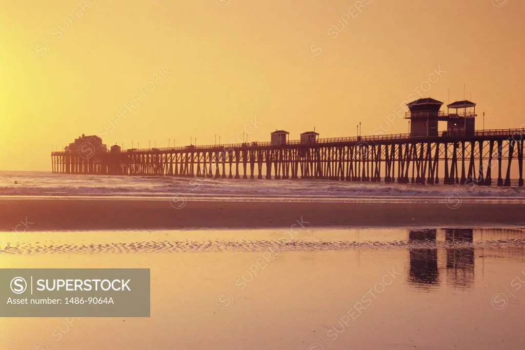Silhouette of a pier at dusk, Oceanside Pier, Oceanside, California, USA