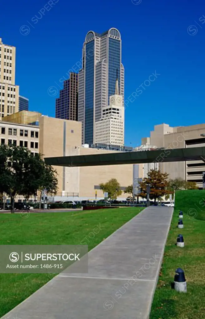 Park in a city, Triangle Park, Dallas, Texas, USA