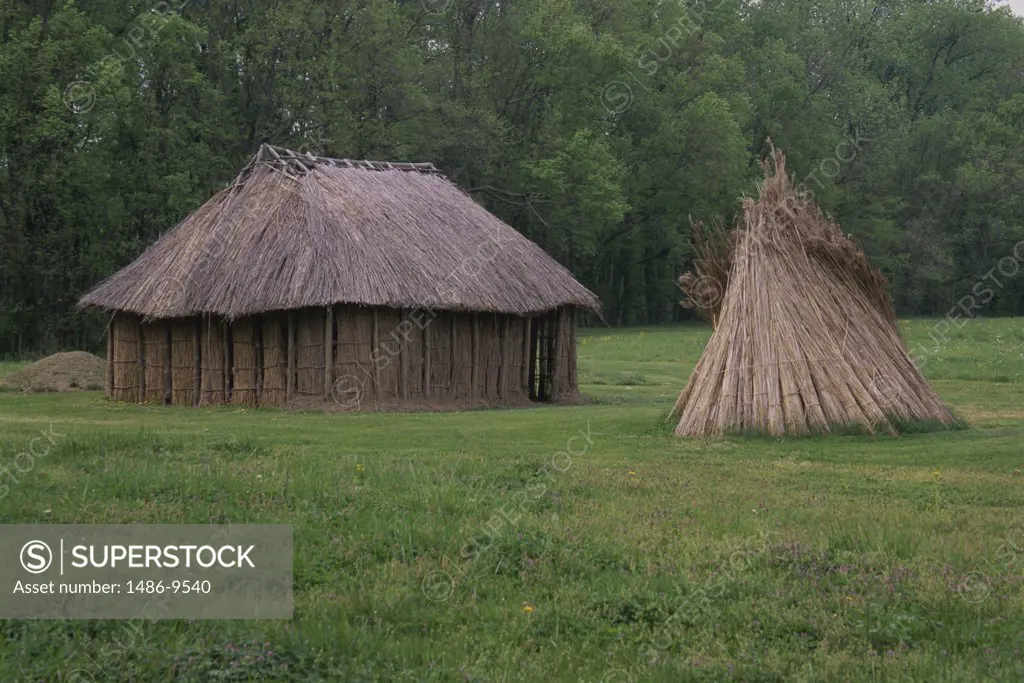 Hut in a field, Angel Mounds State Historic Site, Indiana, USA