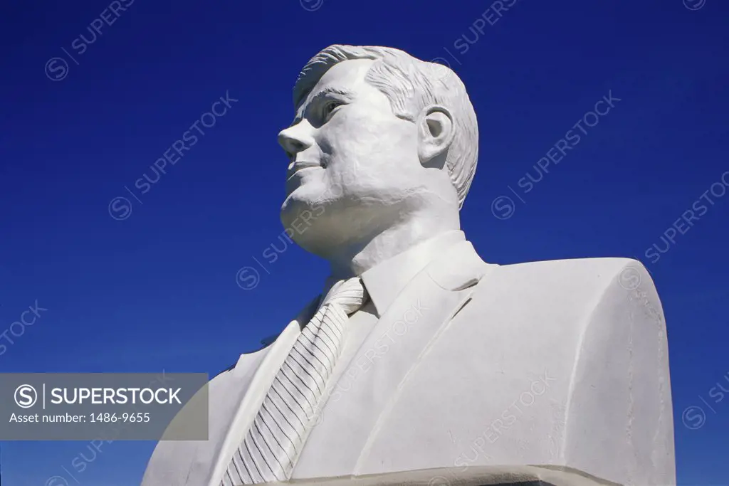 Bust of Bill Clinton President's Park South Dakota USA