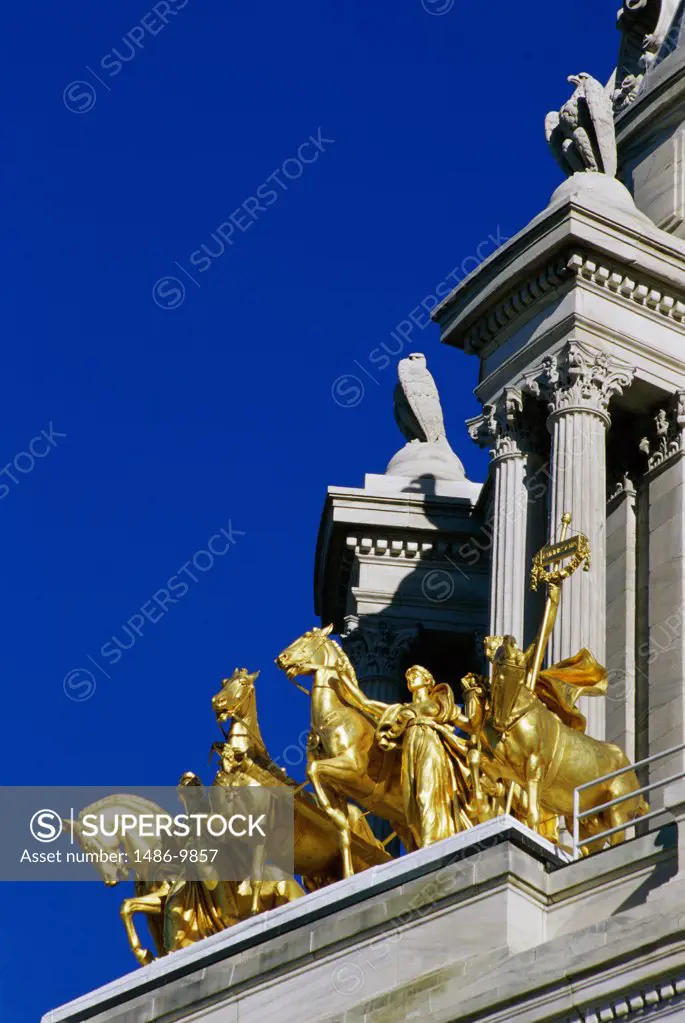Low angle view of Quadriga Statue, State Capitol, St. Paul, Minnesota, USA