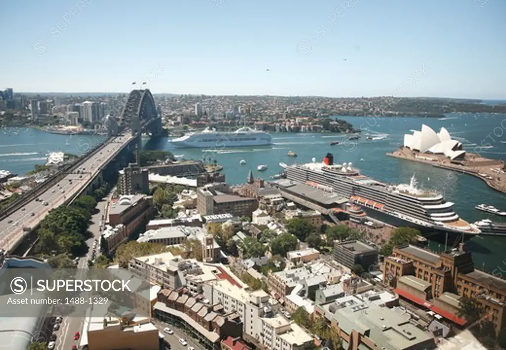 Australia, Sydney, Cruise-ship Passing under Sydney Harbour Bridge