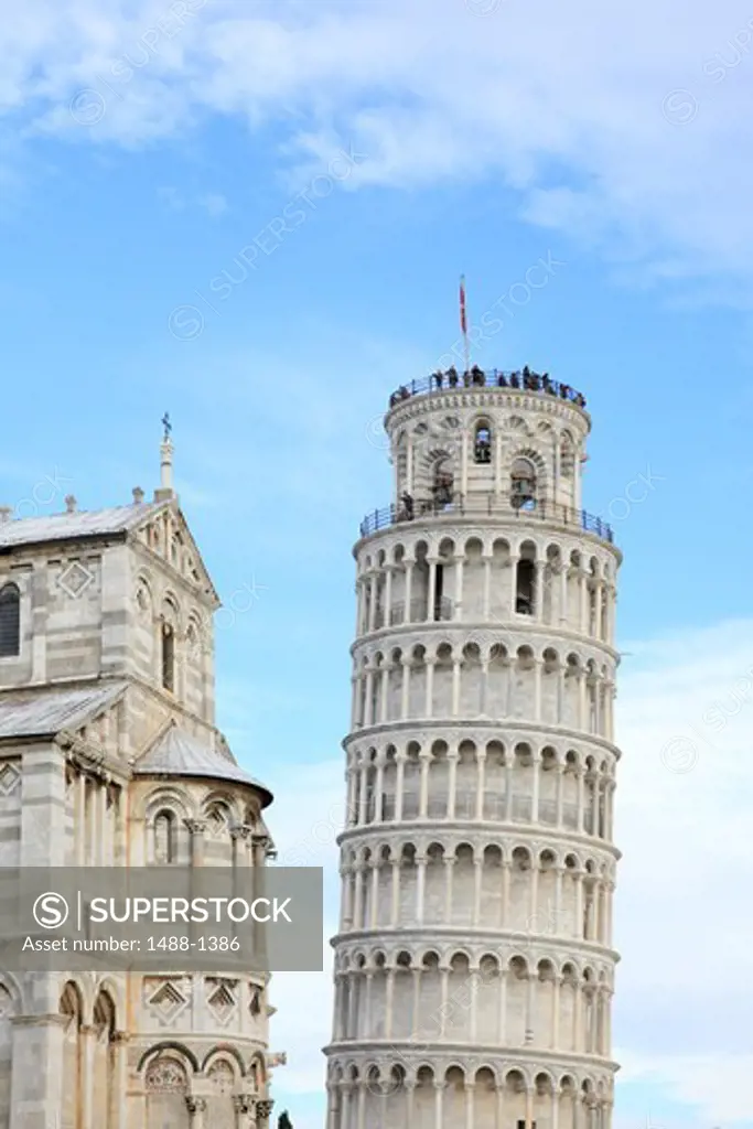 Italy, Pisa, View of Leaning Tower and cathedral