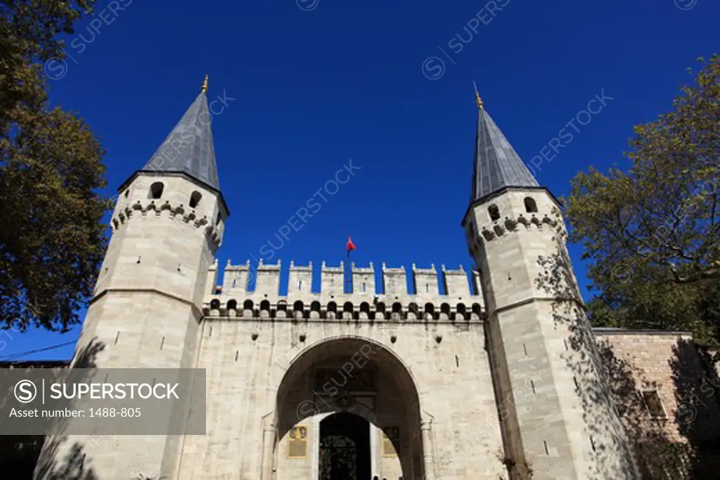 Gate of Salutation, entrance to the Second courtyard of Topkapi Palace, Istanbul, Turkey