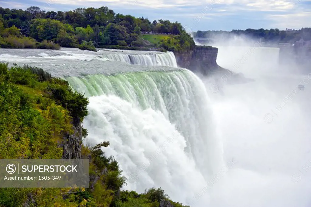 Waterfall, Niagara Falls, Niagara River, New York State, USA