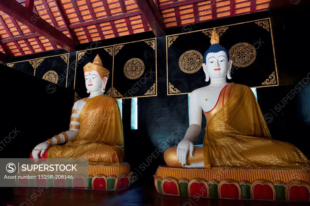 Statues of Buddha in Wat Chedi Luang, Chiang Mai, Thailand