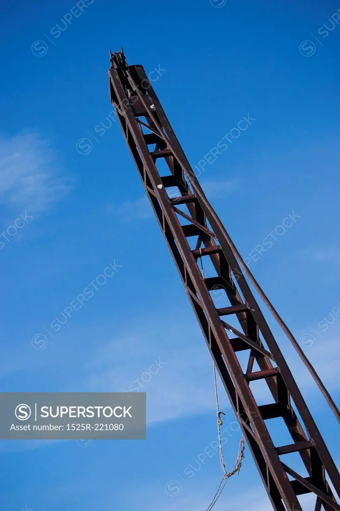 Metal tower