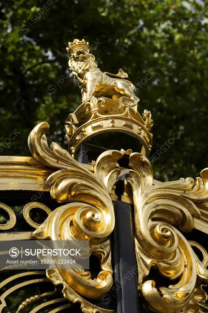 Golden gate entrance