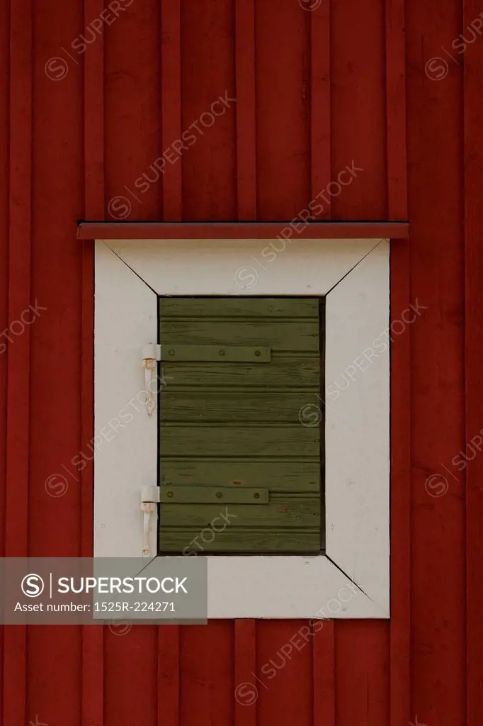 Wood shutters