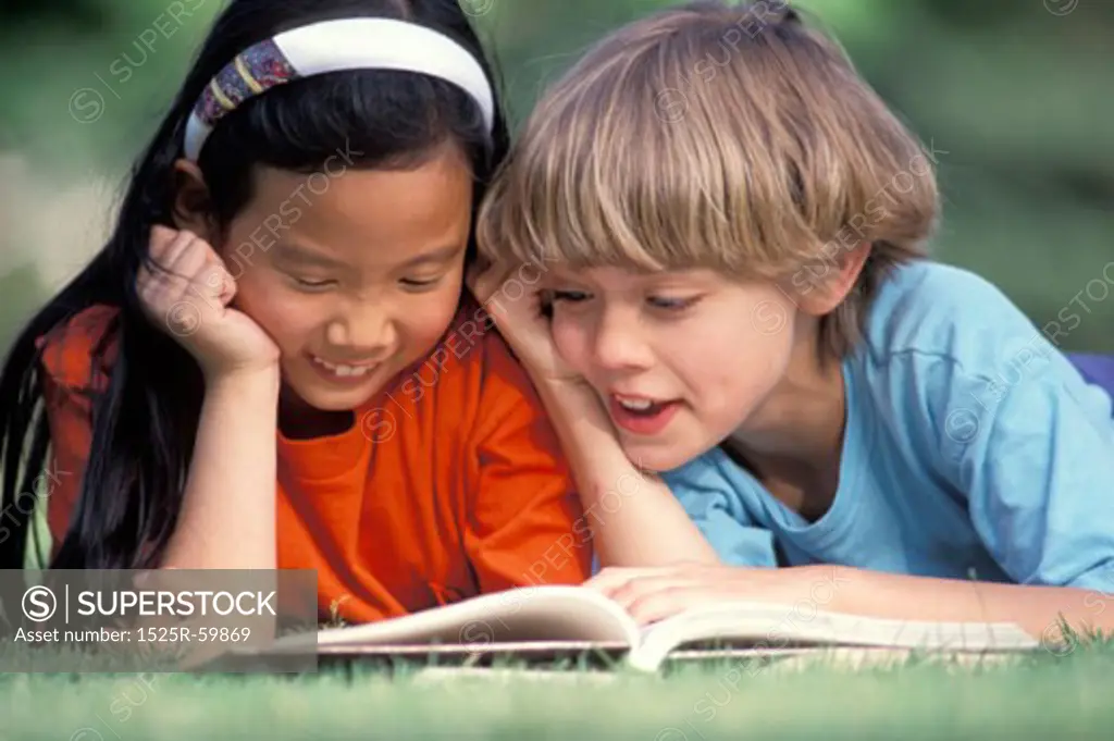 Little Kids Reading Together