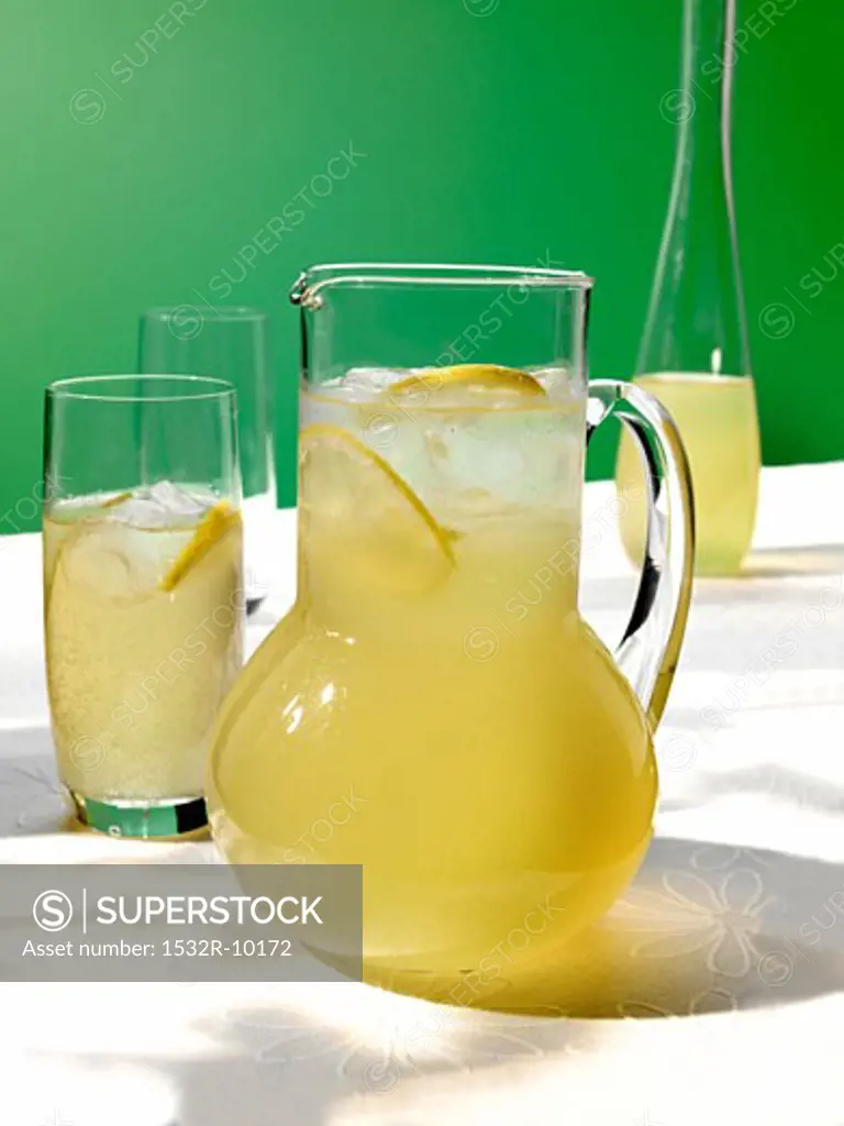 Elderflower and ginger drink