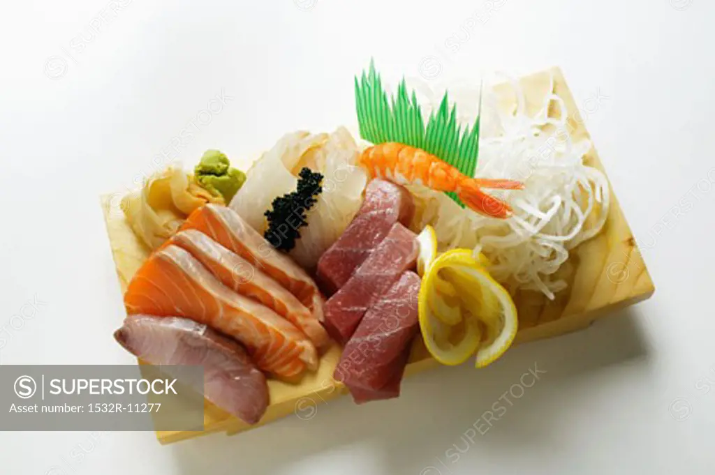 Sashimi with salmon and tuna (4)