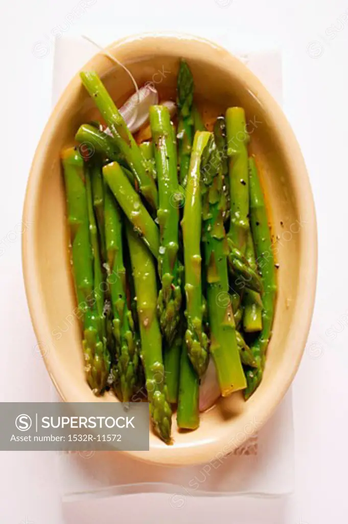 Marinated green asparagus with garlic (2)