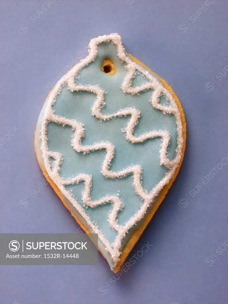 Blue & white decorated sweet pastry biscuit (tree ornament)
