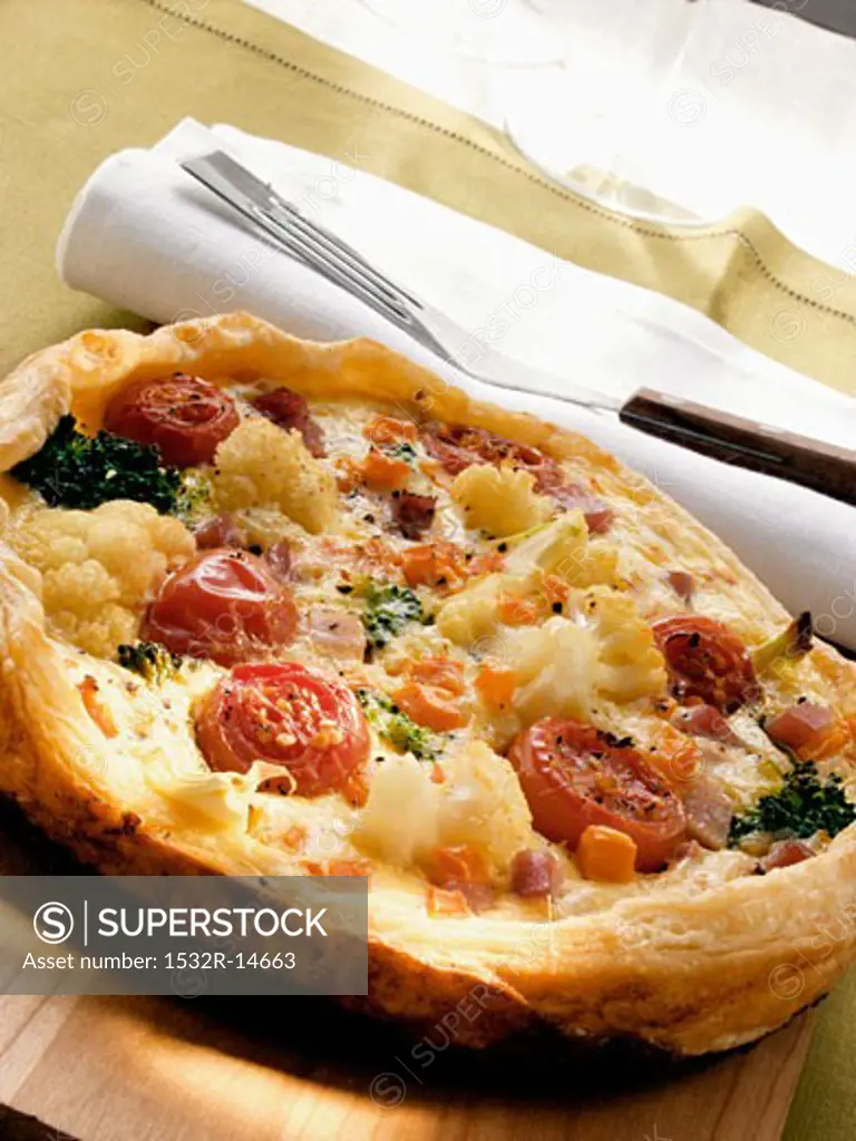 Vegetable quiche with tomatoes and cauliflower