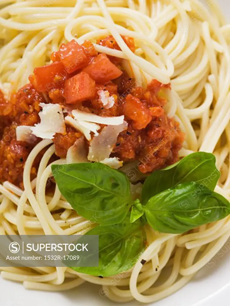 Spaghetti bolognese with basil and Parmesan