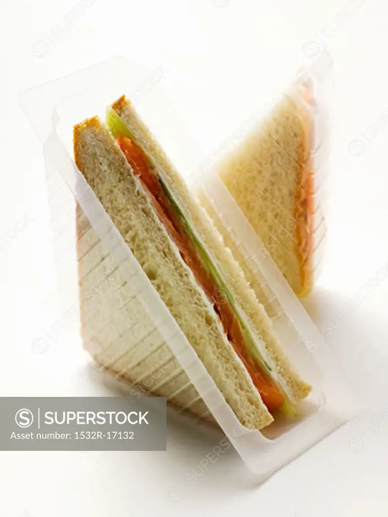 Smoked salmon sandwich