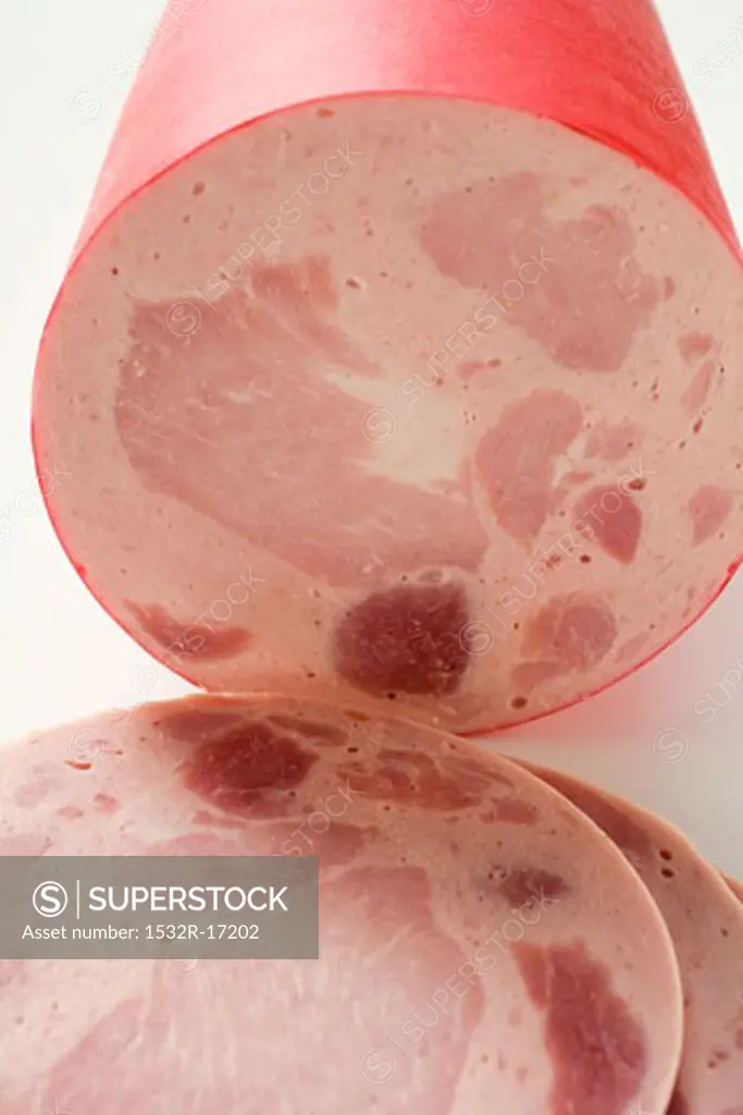 Bierschinken (ham sausage), a piece and slices