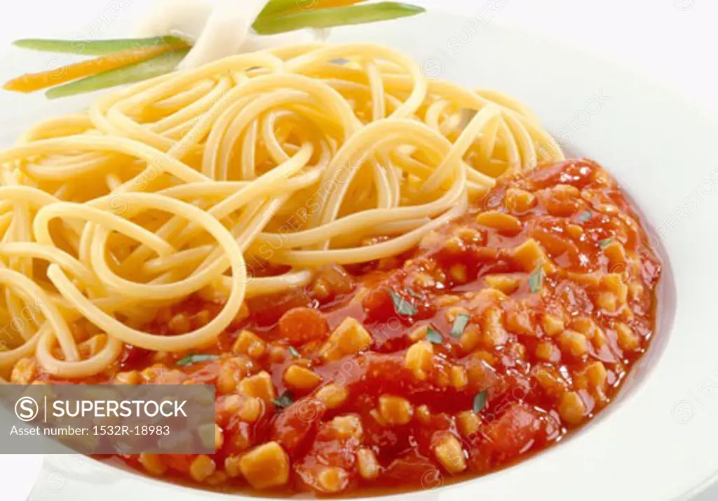 Spaghetti with tomato and sweetcorn sauce