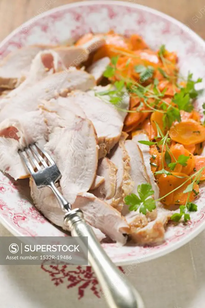 Turkey breast with carrots and parsley