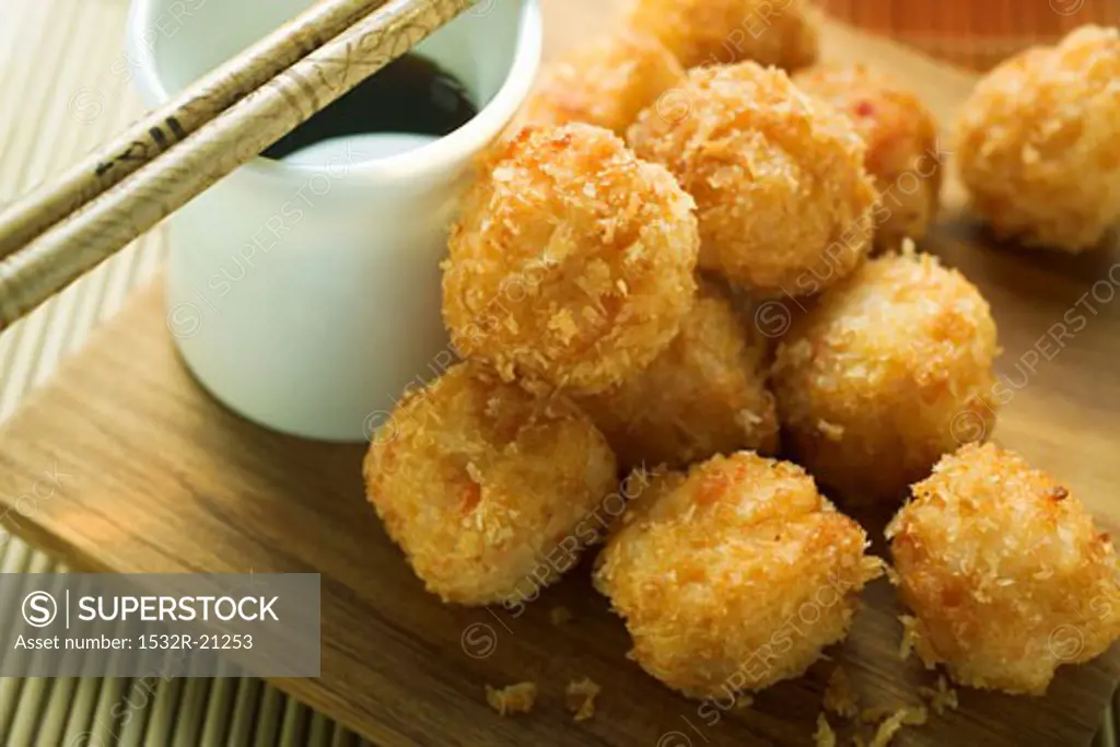 Breaded shrimp balls with hoisin sauce (Asia)