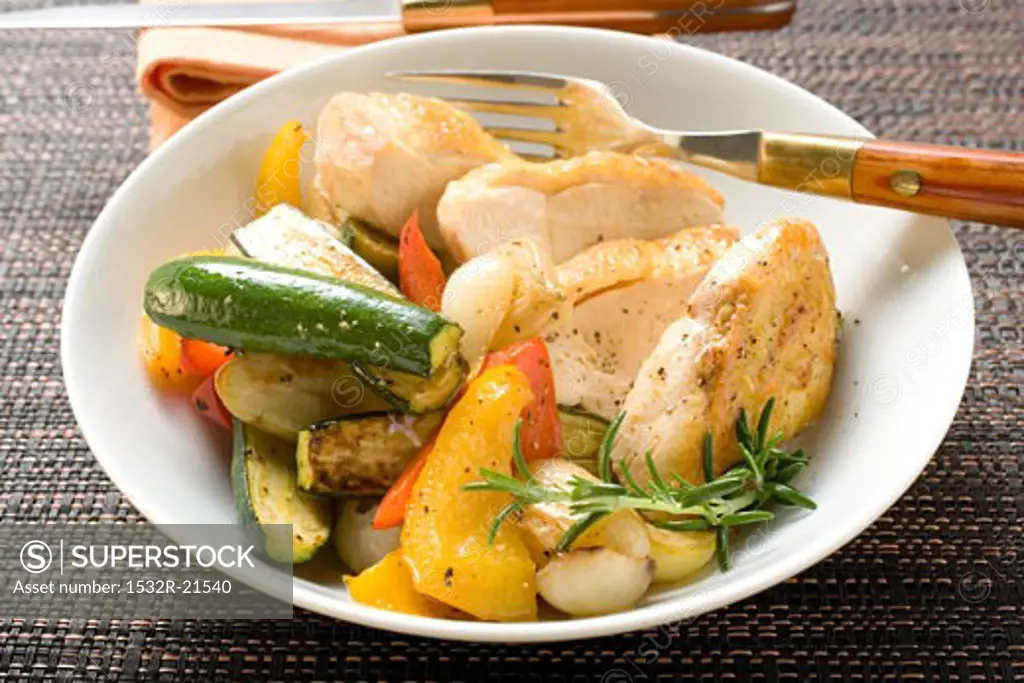 Fried chicken breast with mixed vegetables