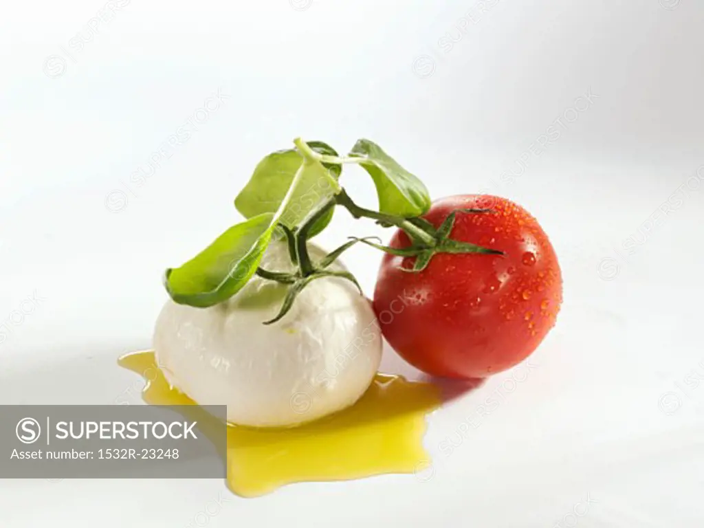 Tomato, mozzarella and basil with olive oil