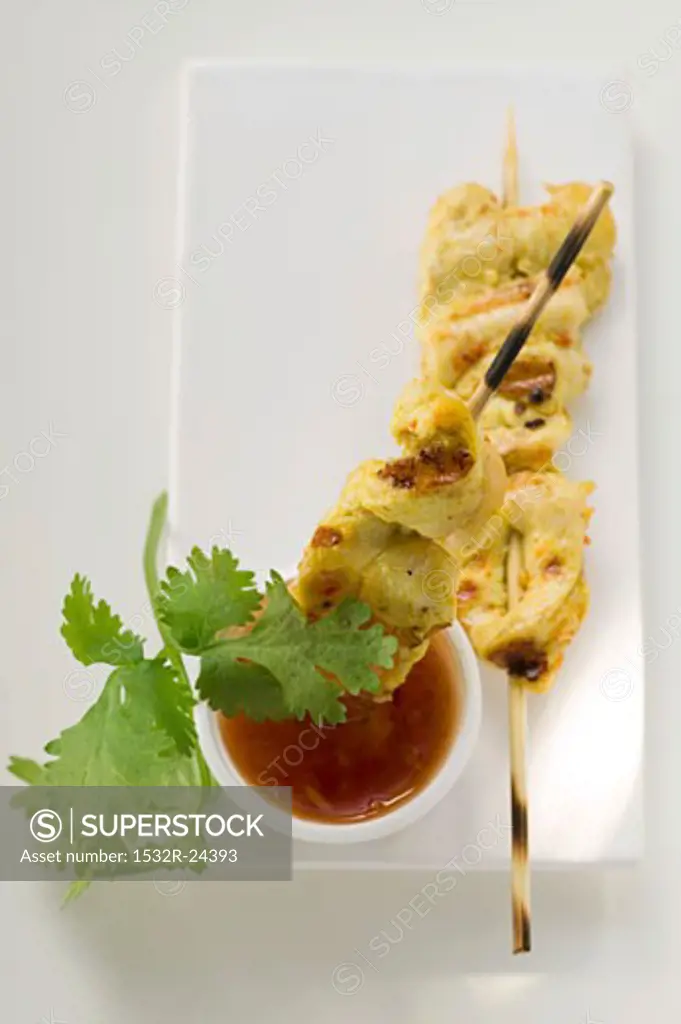 Spicy satay with sweet and sour chili sauce