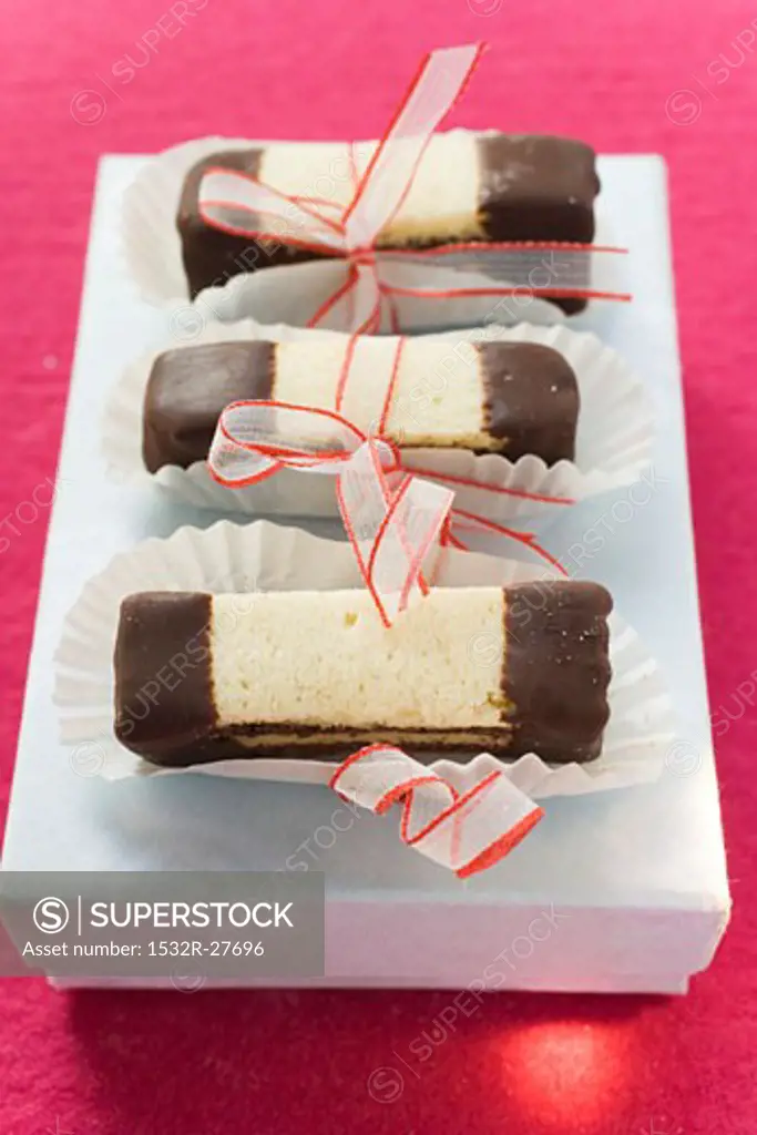 Layered chocolate and plain finger bars to give as a gift