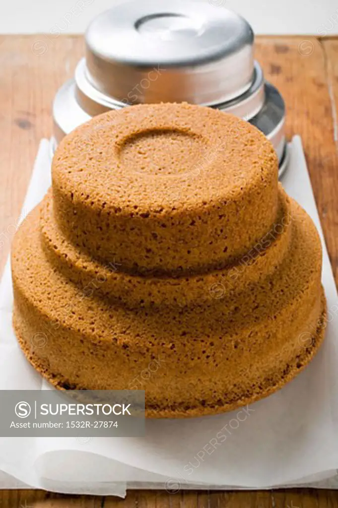 Pound cake in front of baking tin