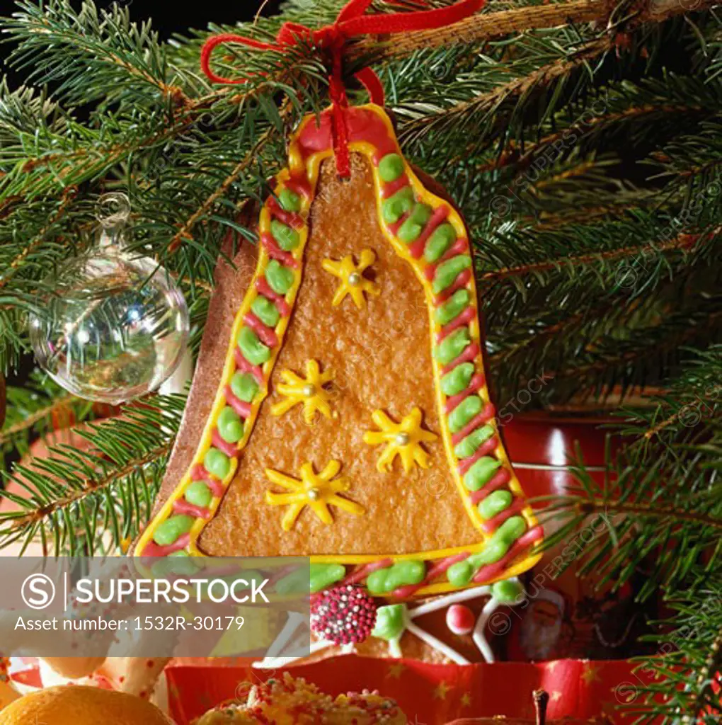 Gingerbread bell to hang on the Christmas tree