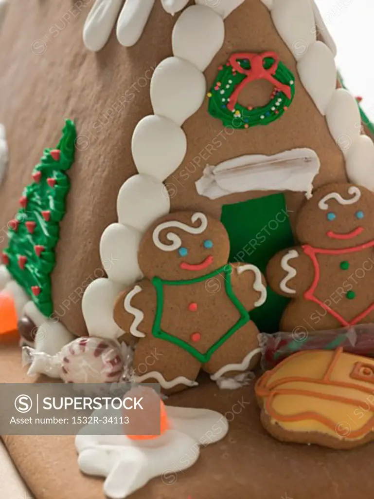 Gingerbread house with gingerbread people