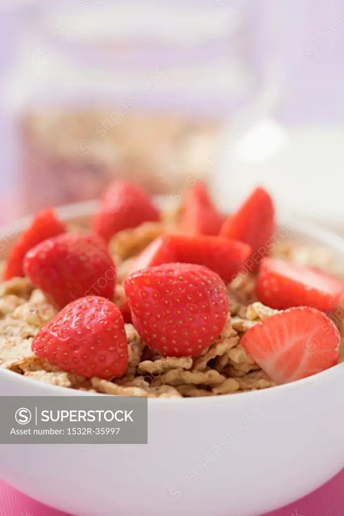 Muesli with fresh strawberries